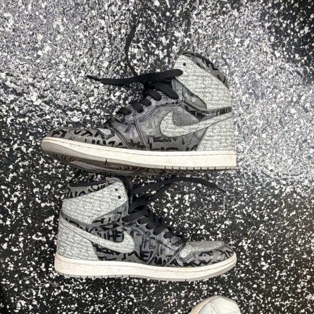 Jordan 1 REBELLIONARE 8.5 NO INSOLE